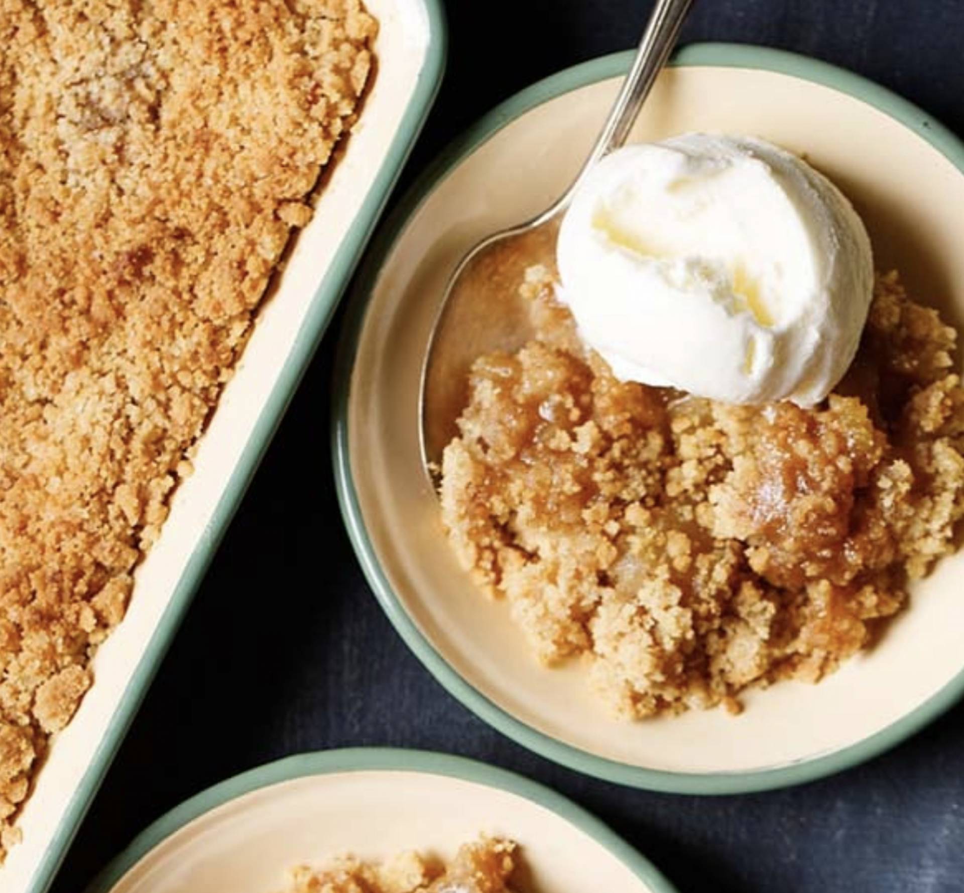 Rum-Kissed Cinnamon Apple Crumble - HOLIDAY