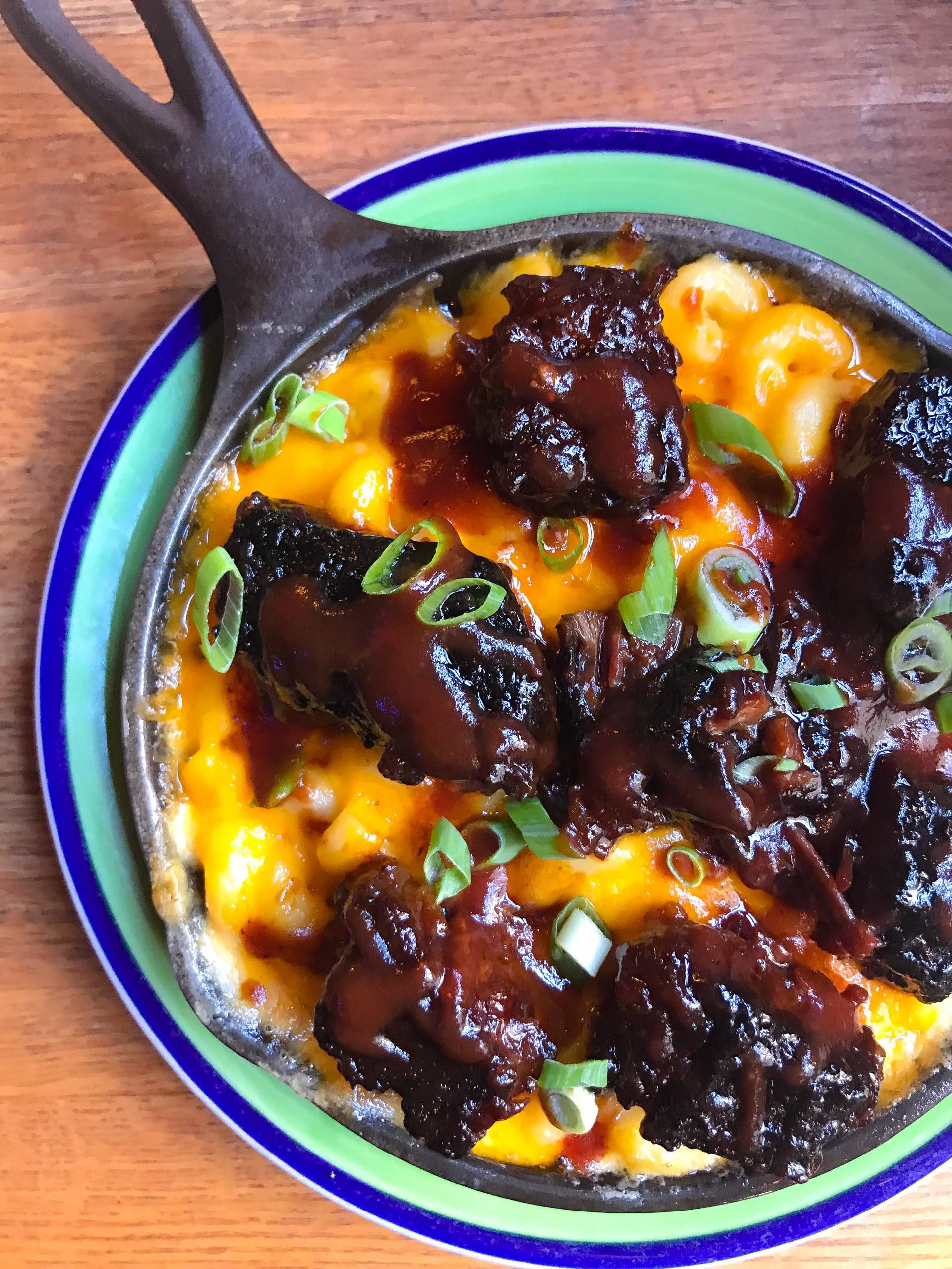 Gluten Free Healthy Mac and Cheese with Smoky Tempeh and Green Beans