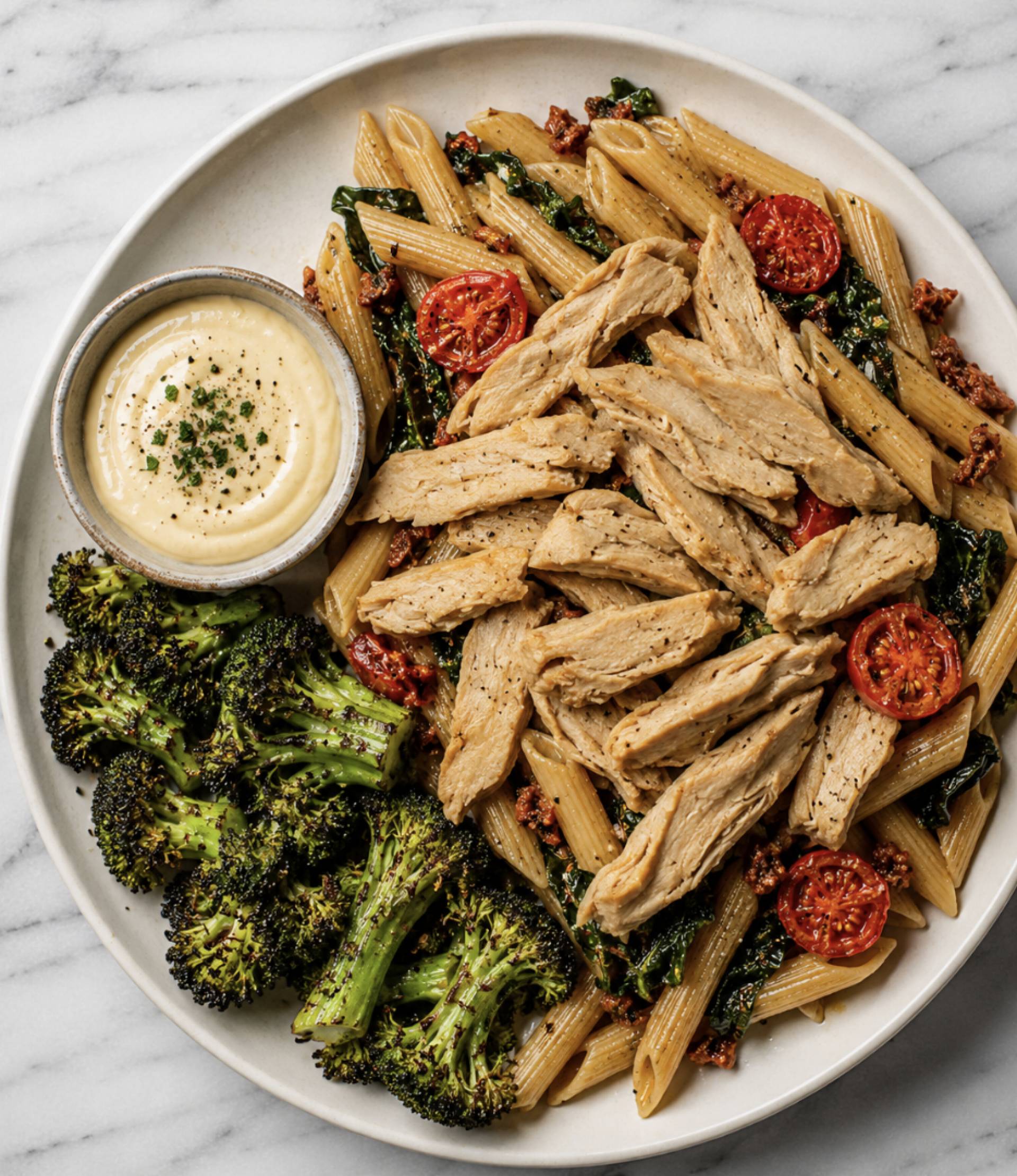 Gluten Free Heirloom BLT Summer Pasta with Seared Daring Chik'n