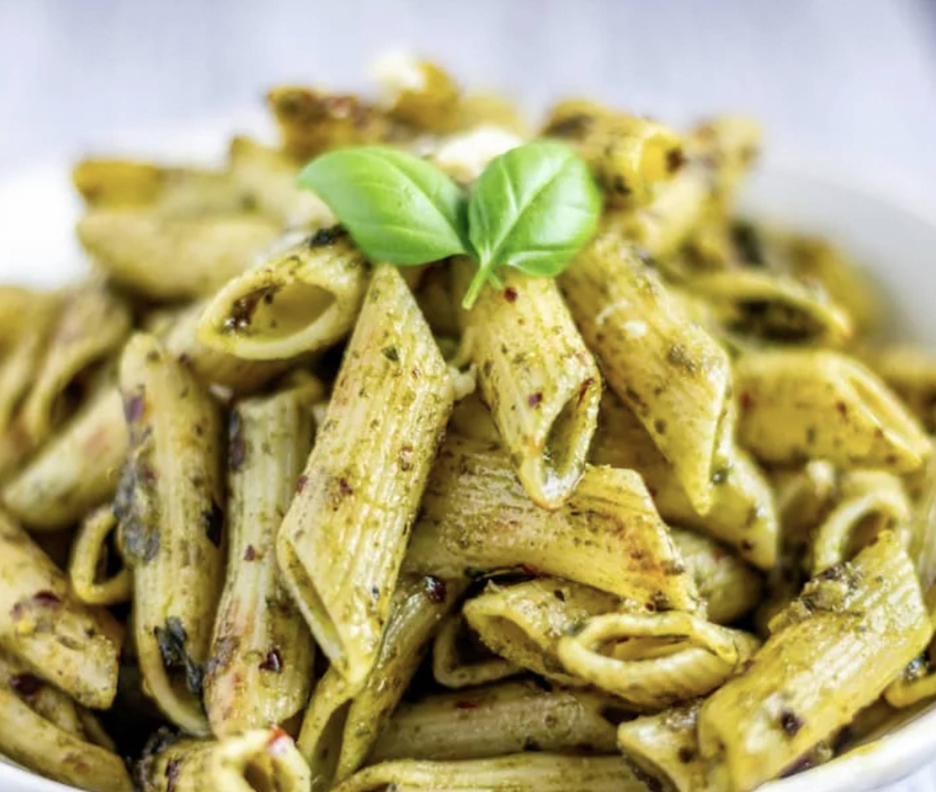 A La Carte Pesto Tossed Penne Pasta